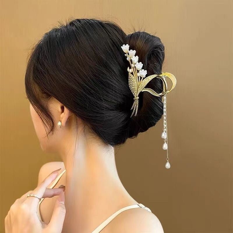 Women's Fashion Large Butterfly Tassel Barrettes