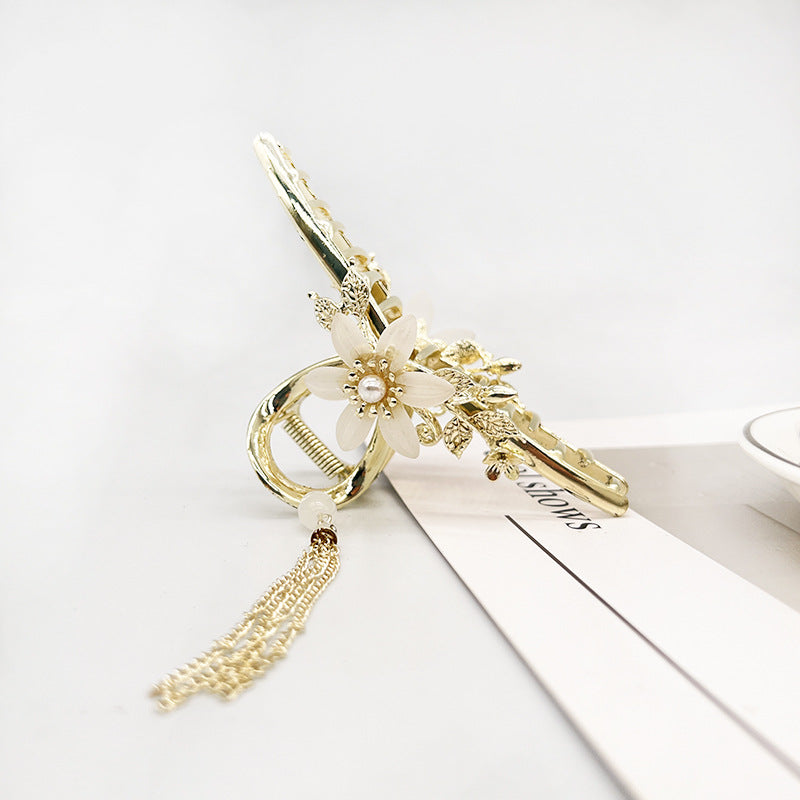 Long Sleeved Sweater Women's Soft Glutinous Design Sense Is Small