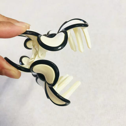 Medium-sized Bicolor Flower Hair Clip With A Baked Finish