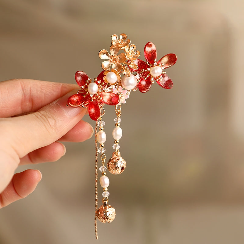 Retro Fashion Accessory With Bell And Tassel Hair Clip