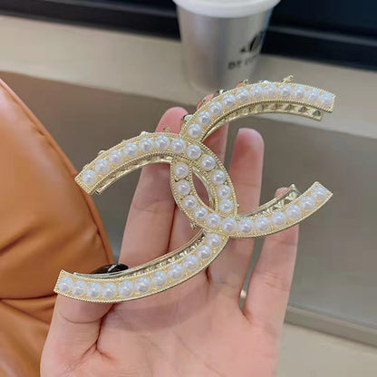 Long Sleeved Sweater Women's Soft Glutinous Design Sense Is Small